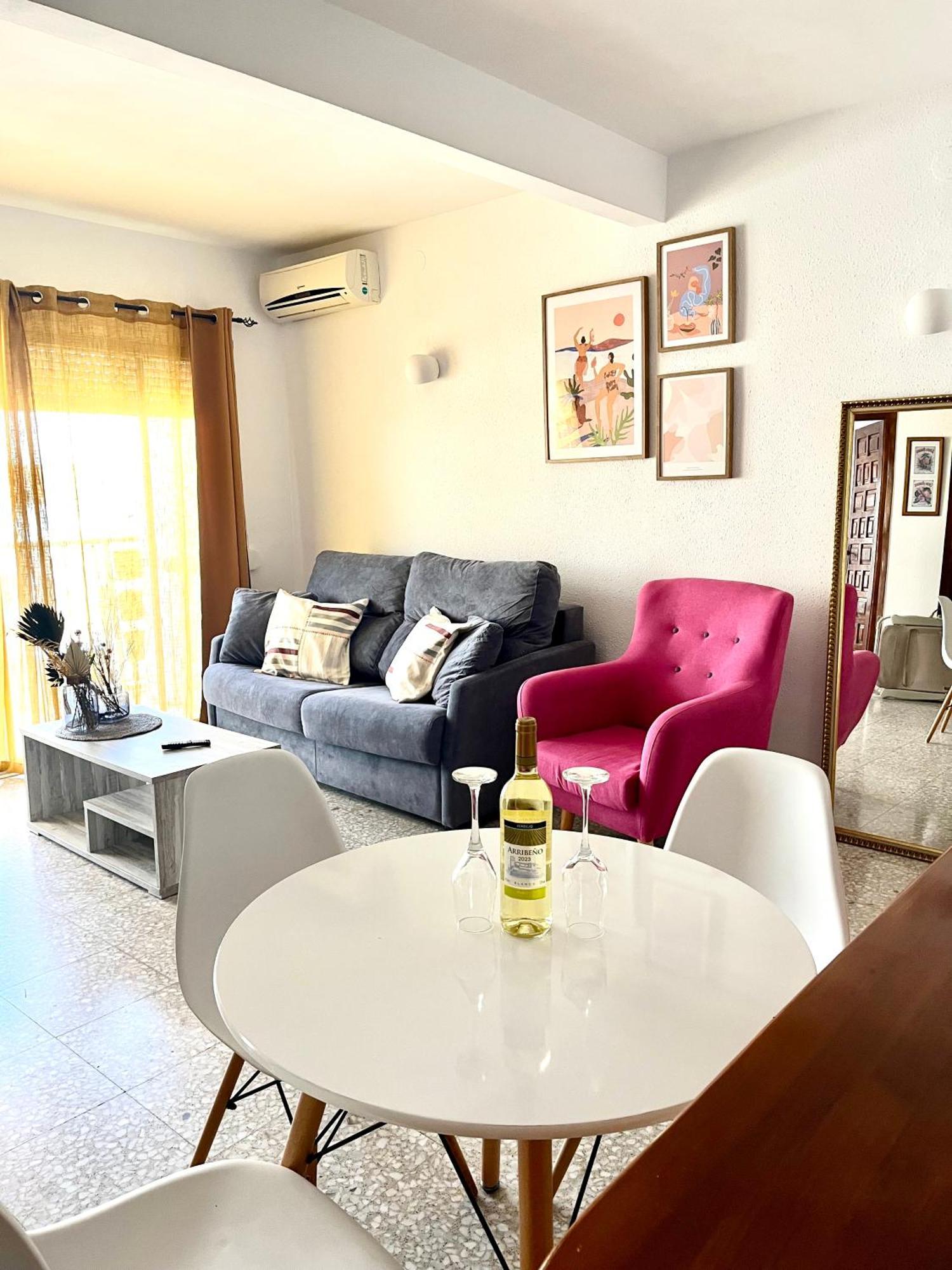 Natalie Calpe Sun 100M To The Beach Center المظهر الخارجي الصورة