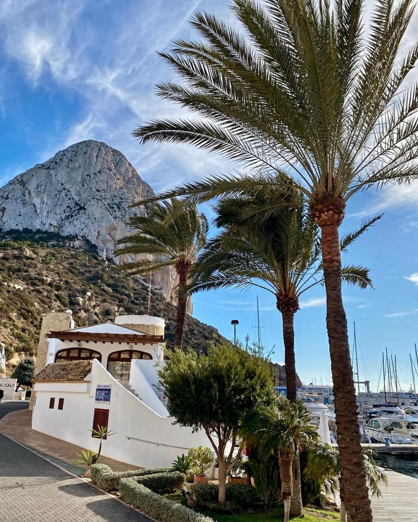 Natalie Calpe Sun 100M To The Beach Center المظهر الخارجي الصورة